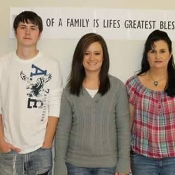 Meet your Posher, Ruth - Picture 1 of 1